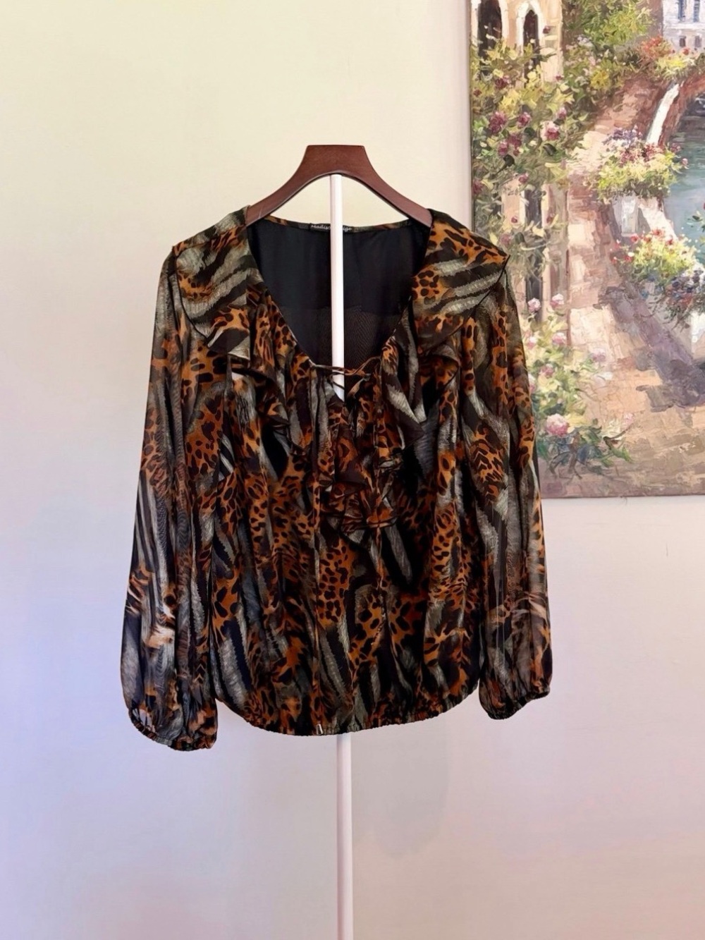 Madison Paige Animal Print Sheer Dolman Peasant Blouse Ruffle V Neck Large